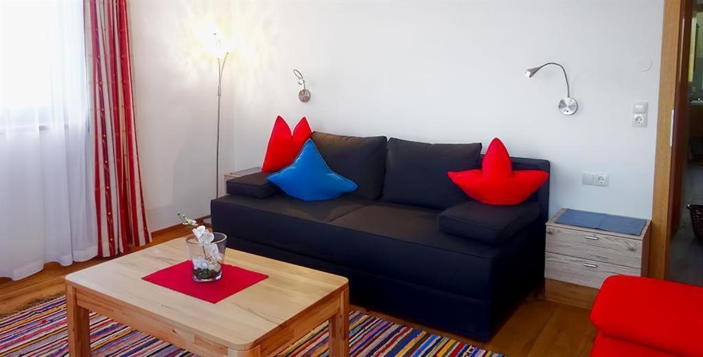 Ferienwohnung Natural B Герлосберг Екстериор снимка