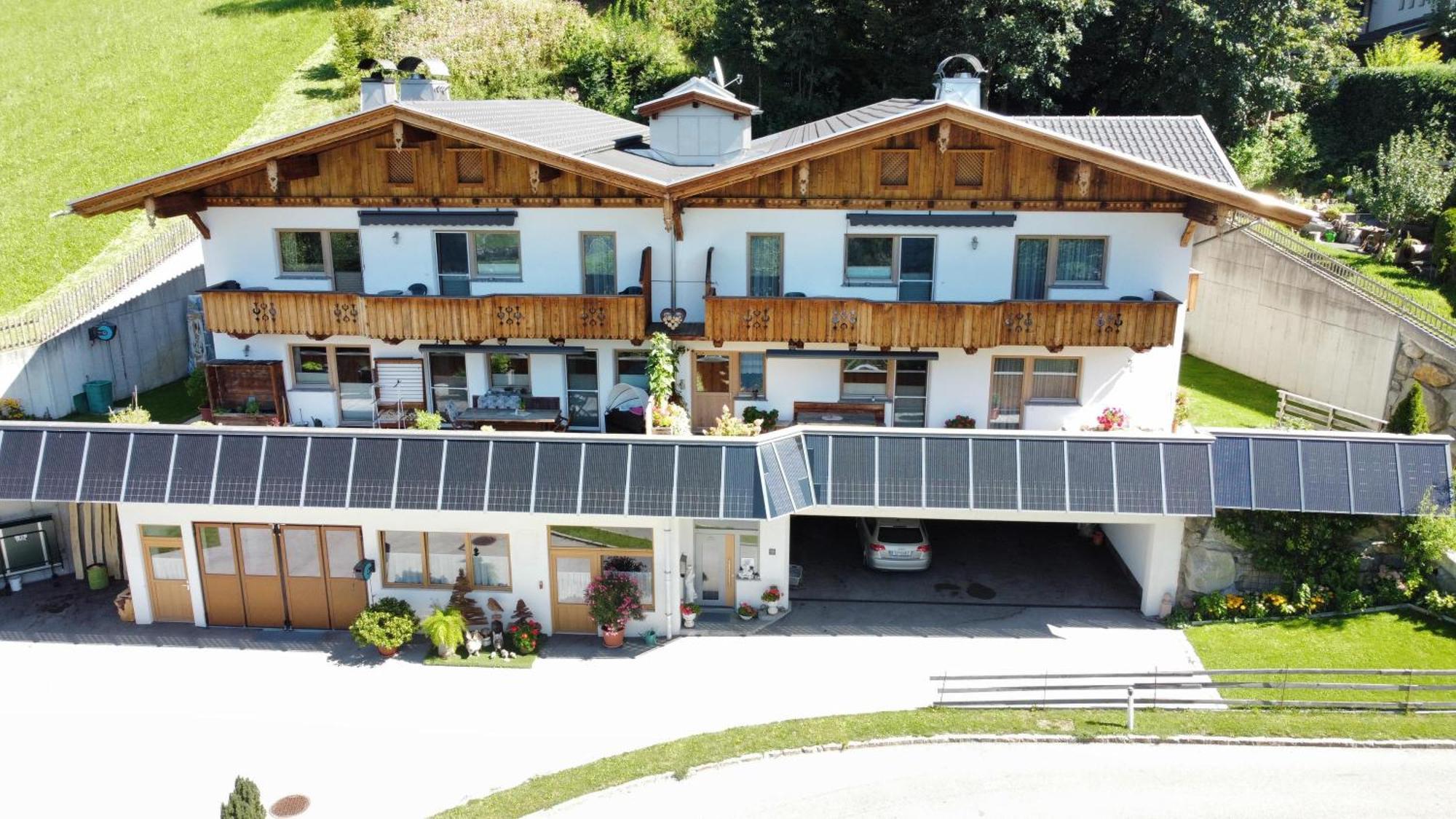 Ferienwohnung Natural B Герлосберг Екстериор снимка